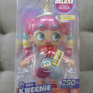 Kweenie Deluxe Figurine - Pink